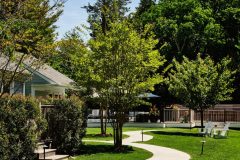 Exterior-Cottage-Pathway-scaled