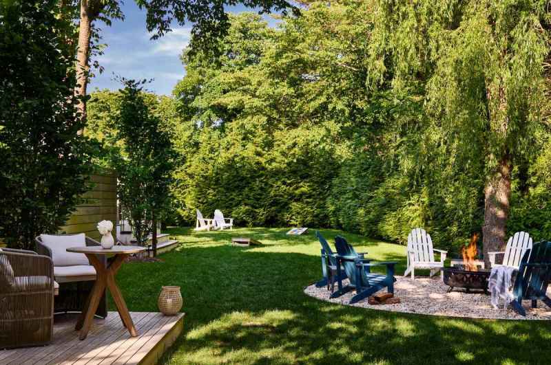 Backyard-Fire-Pit-2